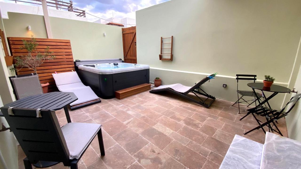 Andros 4 All Seasons Villas & Suites Ormos  Buitenkant foto